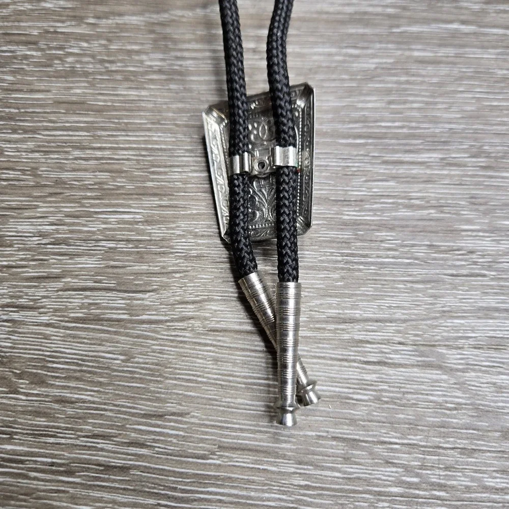 Vintage Western Leopard Skin Jasper Bolo Tie Silver Tone Filigree Black Cord